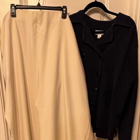 Talbots Woman 2X Navy Waffle Knit Snap-Front Cardigan Jacket - Picture 10 of 11